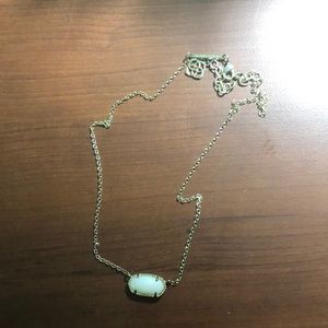 Kendra Scott necklace